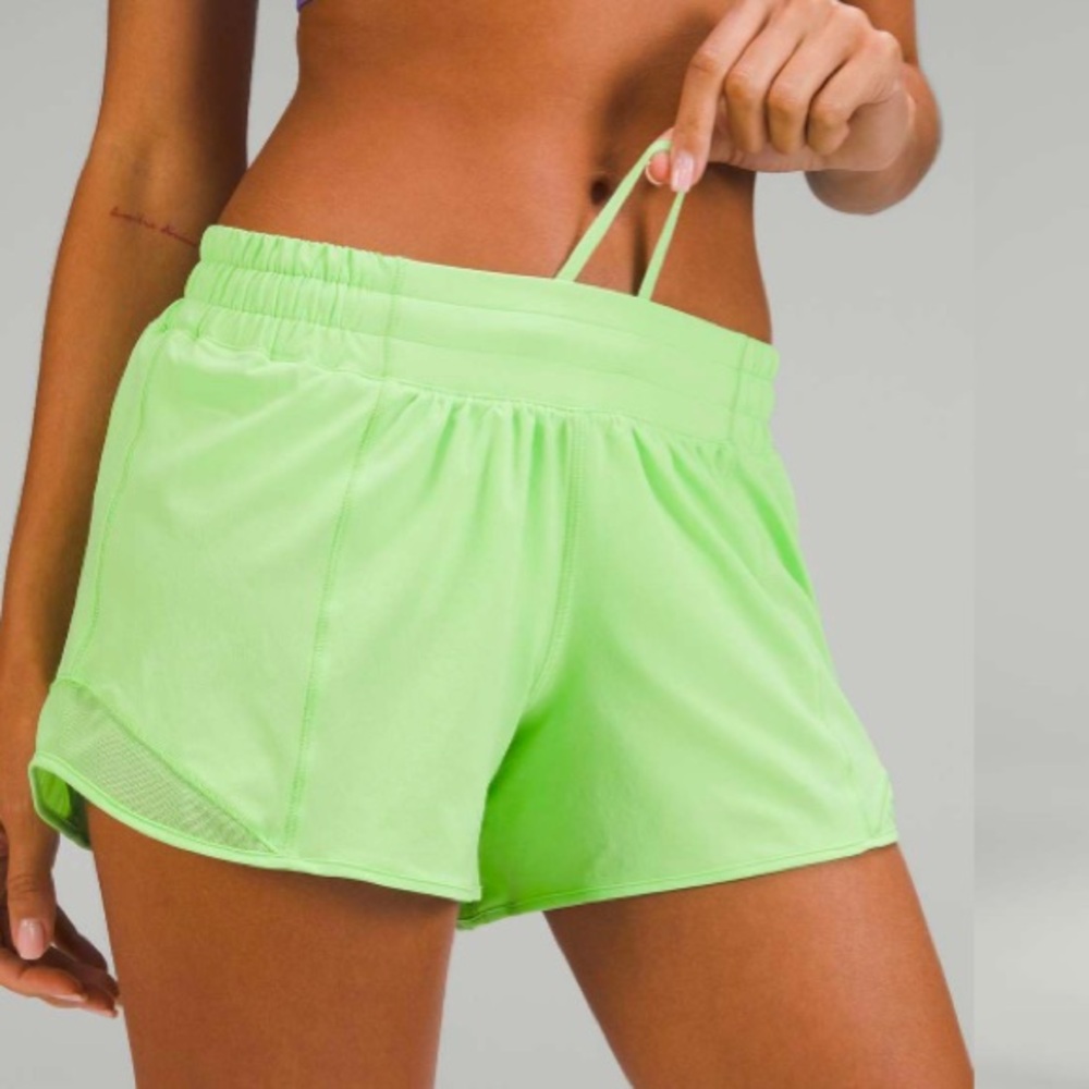 LULULEMON HOTTY HOT LR SHORT 4” LINED